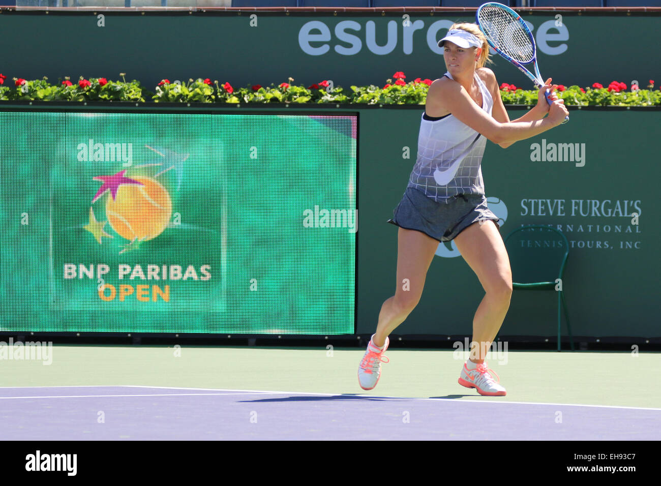 Indian Wells, la California il 9 marzo, 2015 Maria Sharapova sessione pratica al BNP Paribas Open di Tennis. Credito: Werner Fotos/Alamy Live News Foto Stock