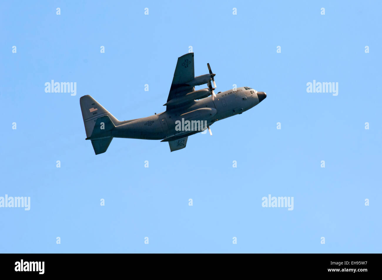 Il Lockheed C-130 Hercules vola al 2010 Chicago aria e acqua mostrano. Foto Stock