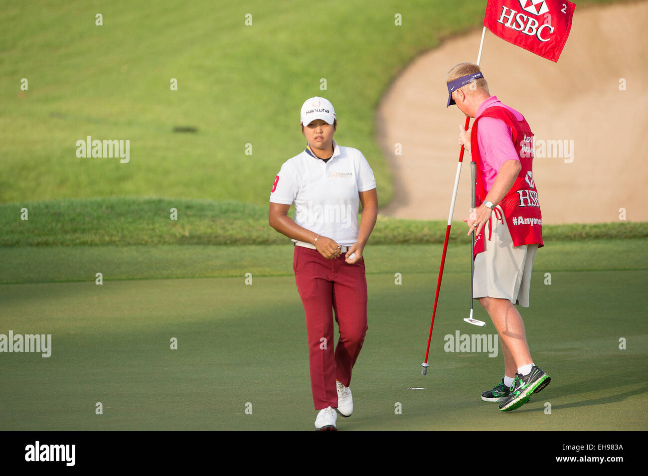 Harukyo Nomura (JPN) Marzo 8, 2015 - Golf : Harukyo Nomura del Giappone in azione l'ultimo giorno della HSBC donna Champions 2015 a Sentosa Golf Club a Singapore il 8 marzo 2015. © Haruhiko Otsuka/AFLO/Alamy Live News Foto Stock