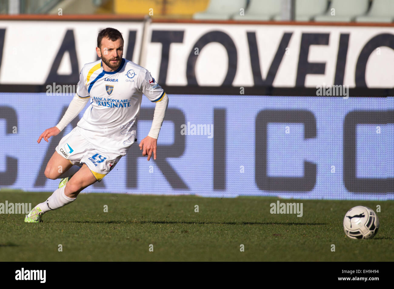 Modena, Italia. 7 Mar, 2015. Massimiliano Carlini (Frosinone) Calcio/Calcetto : Italiano 'Serie B' match tra Modena FC 1-0 Frosinone calcio allo Stadio Alberto Braglia di Modena . © Maurizio Borsari/AFLO/Alamy Live News Foto Stock