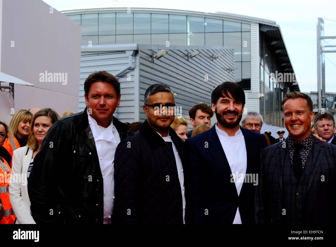 Southampton, Regno Unito. 10 marzo, 2015. James Martin, Marco Pierre White Olly Smith e altri celebrity chef presso la denominazione di P & O Cruises nuova ammiraglia BR Foto Stock
