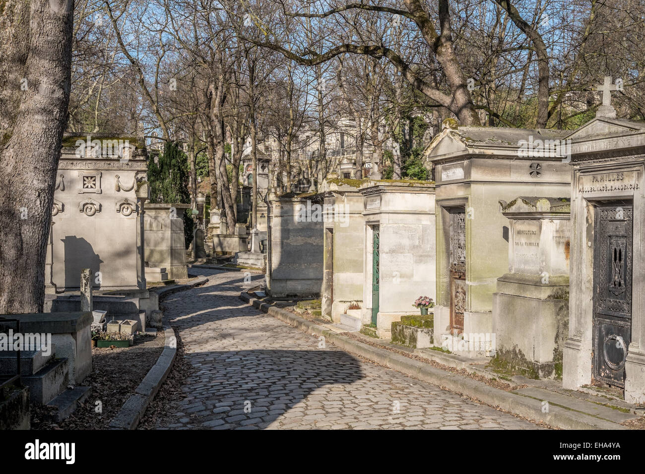 Cimitero di Père Lachaise di Parigi, Francia. La casa di molti famosi deceduto, tra cui Chopin, Oscar Wilde e Jim Morrison. Foto Stock