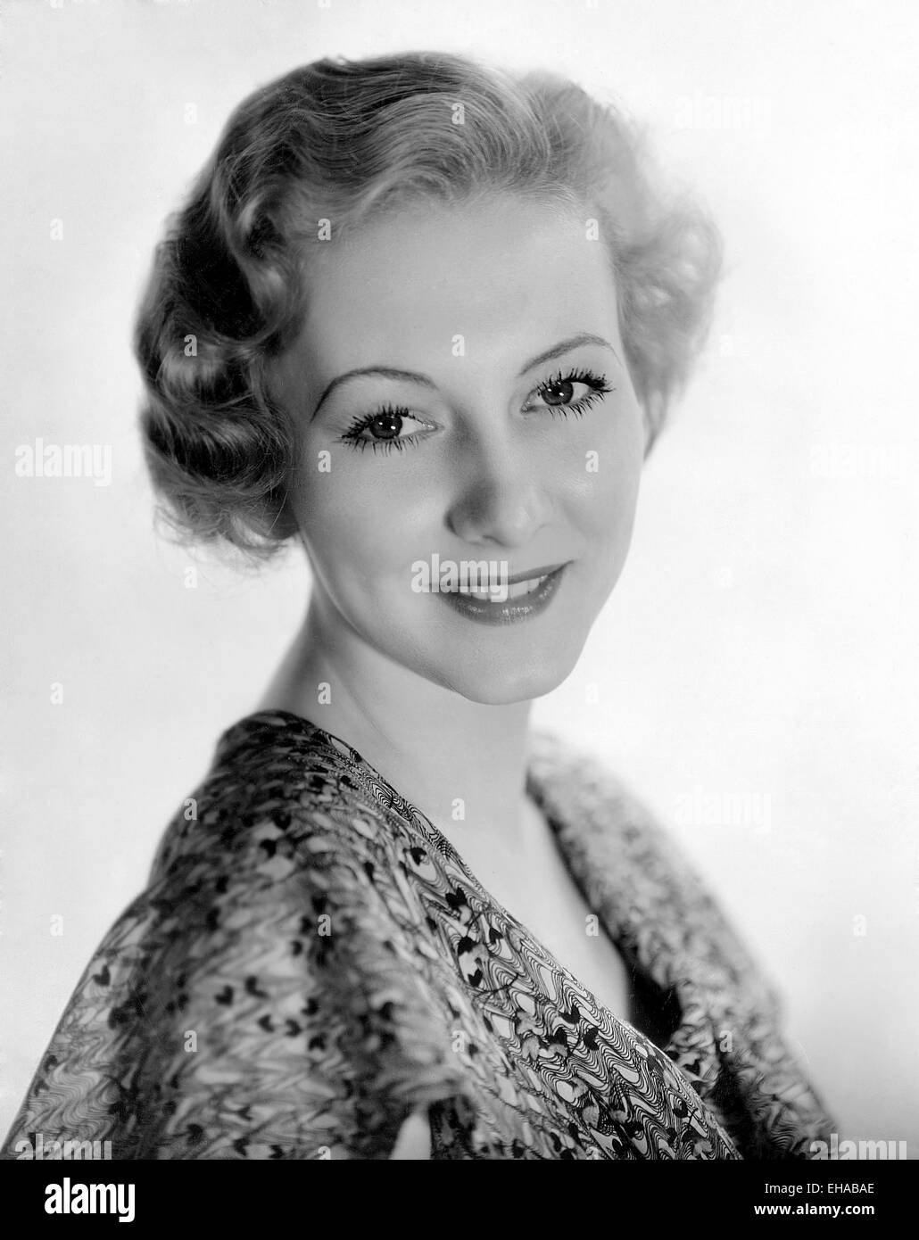 Karen Morley, sorridente ritratto, circa all'inizio degli anni trenta Foto Stock