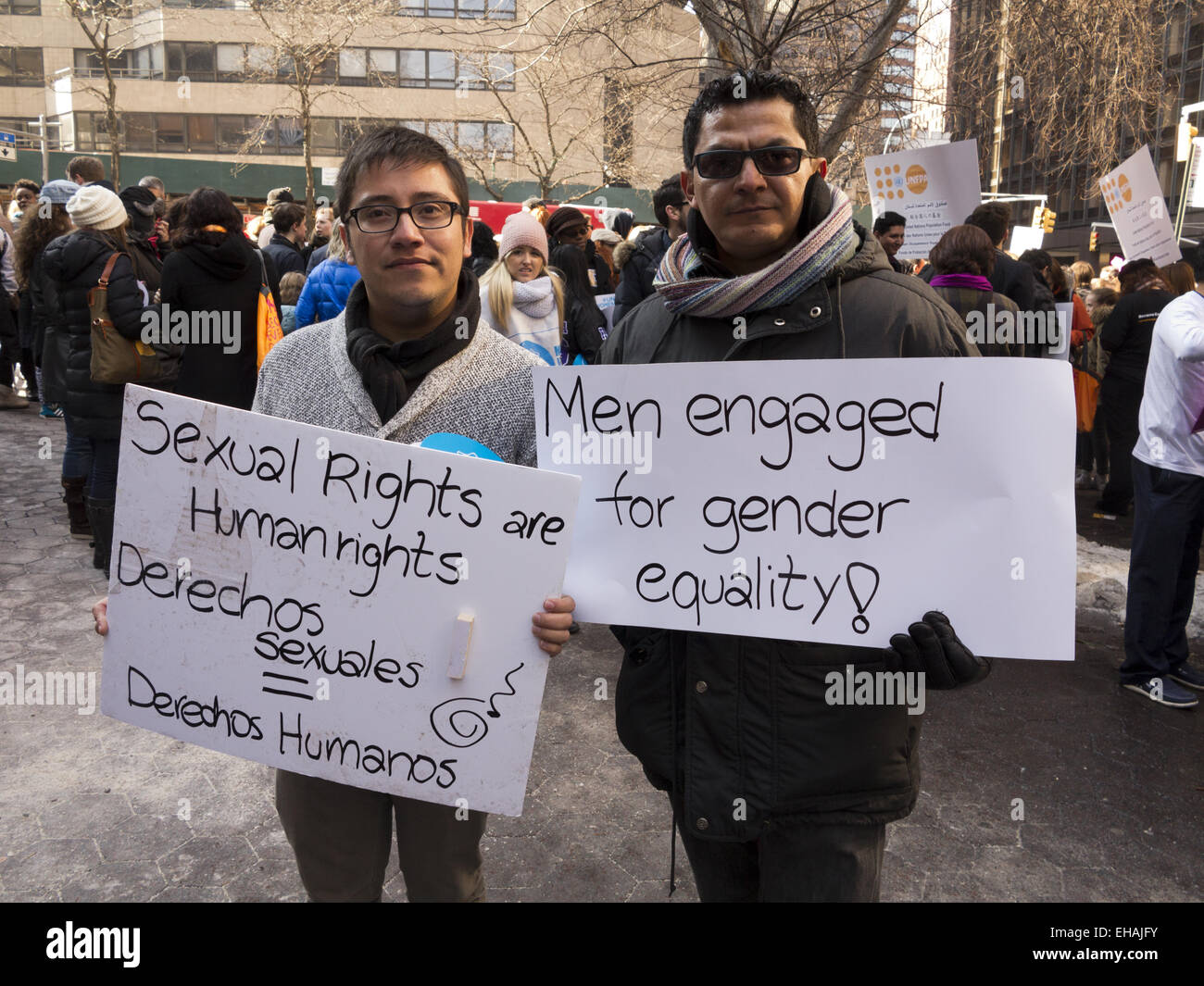 La Giornata internazionale della donna marzo per la parità tra i sessi e dei diritti delle donne, NYC, 8 marzo 2015. Foto Stock