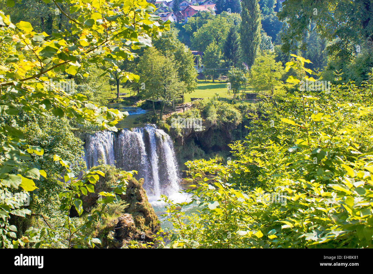 Paradiso verde di cascate Rastoke Foto Stock