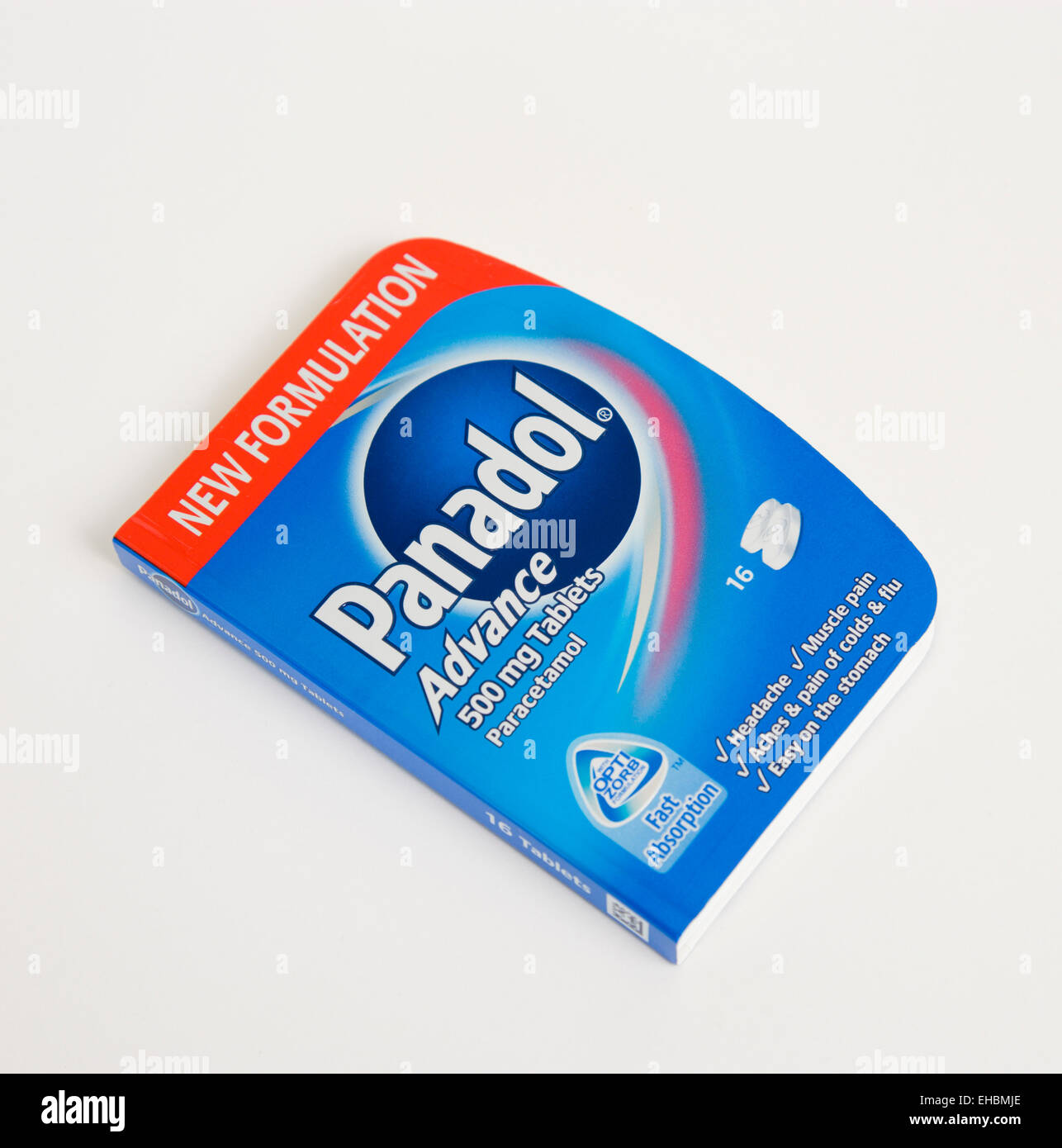 Salute medica, medicina, blu pacchetto di Panadol anticipo dolore-killer compresse su uno sfondo bianco. Foto Stock