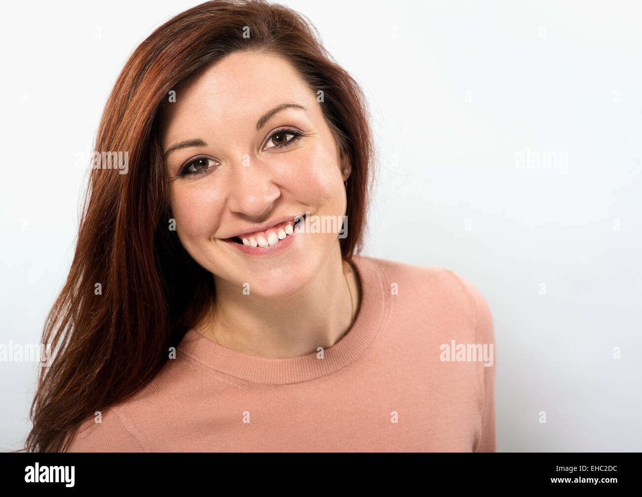 Un ritratto di una donna sorridente. Foto Stock