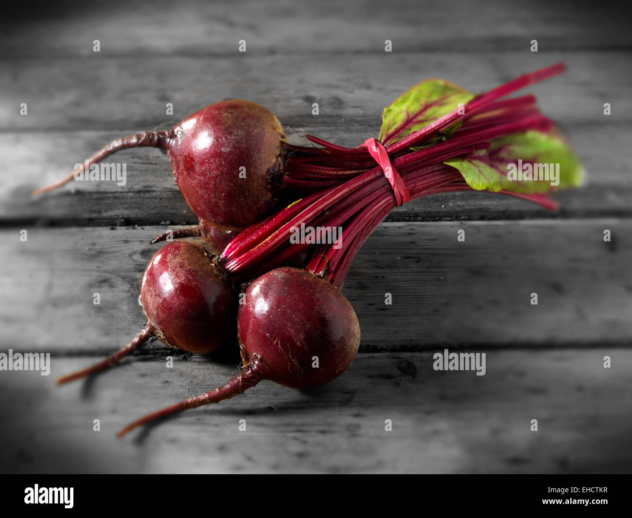 Tutta la barbabietola rossa fresca Foto Stock