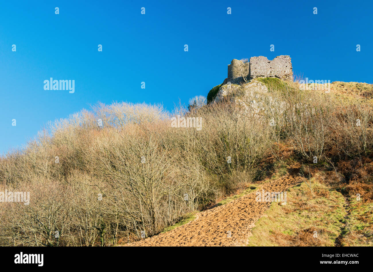 Il castello di Pennard nella Penisola di Gower, in una zona di straordinaria bellezza naturale nel Galles del Sud vicino al Three Cliffs Bay Foto Stock