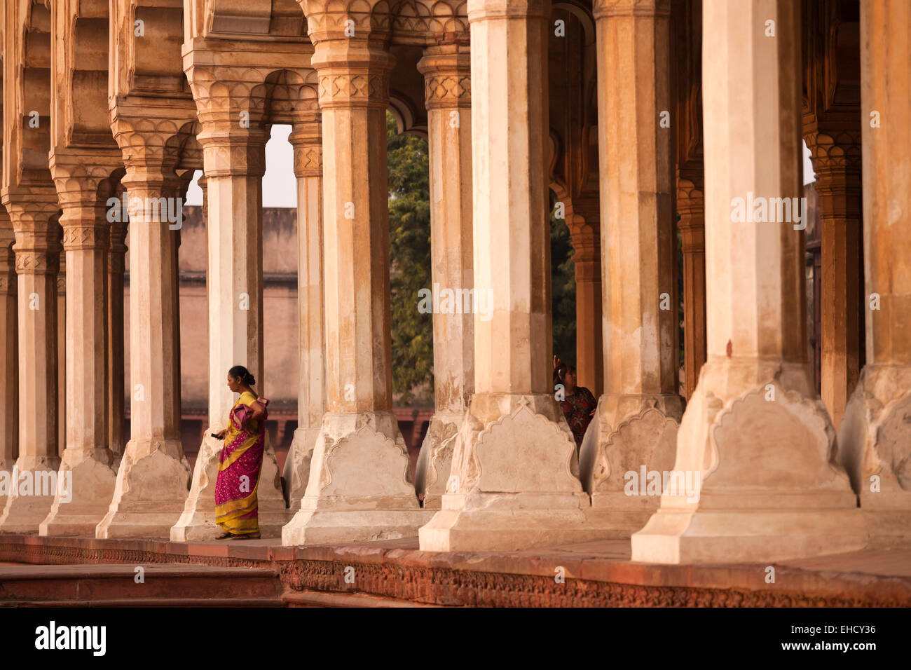 Sala Colonne del Forte Rosso di Agra, Uttar Pradesh, India, Foto Stock