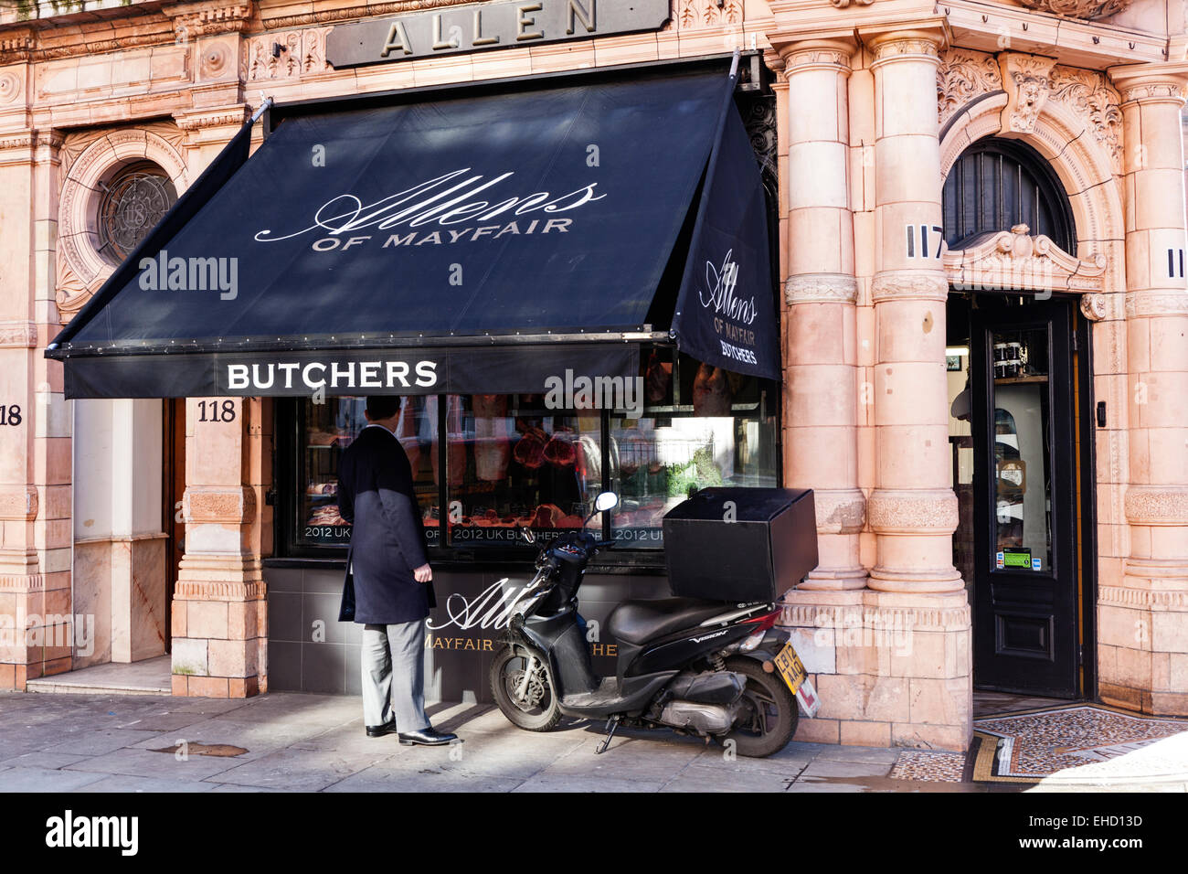 Allens di Mayfair su Mount Street è la strada più antica macelleria a Londra, Inghilterra. Foto Stock