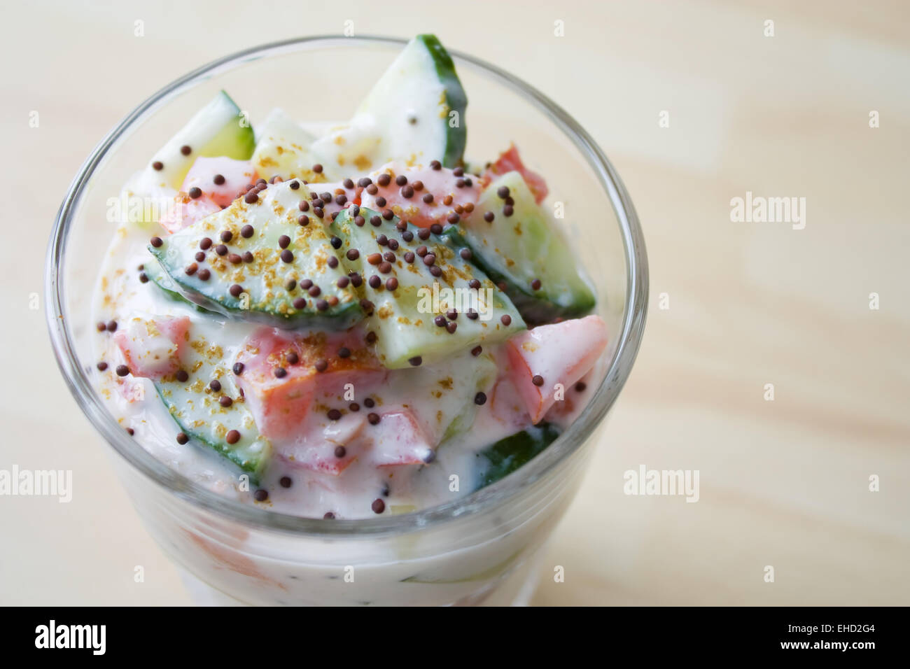 Indischer Joghurt - raita indiano Foto Stock