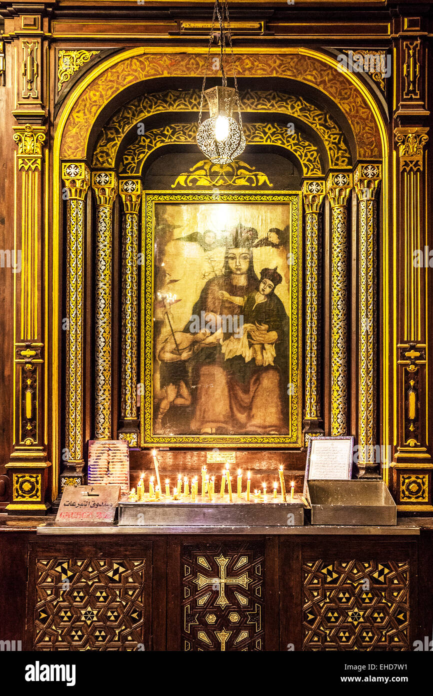 Piccolo Santuario della Vergine Maria nella Chiesa Pensile nel quartiere copto del Cairo Vecchio. Foto Stock