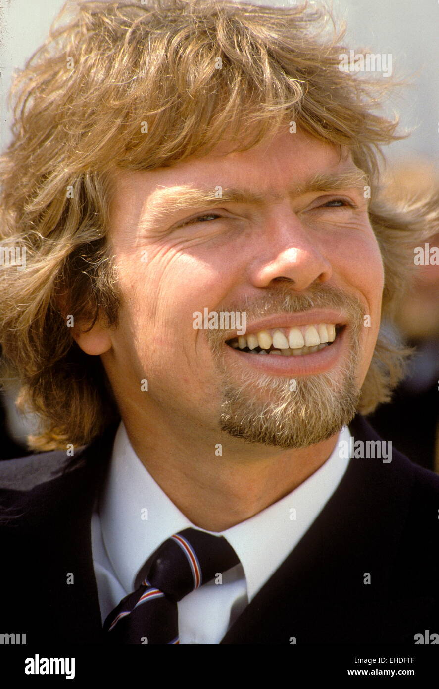 AJAX NEWS FOTO - 1985. SOUTHAMPTON, Inghilterra. - RICHARD BRANSON in occasione del lancio della sua vergine ATALANTIC CHALLENGER A HAMBLE POINT. Foto;JONATHAN EASTLAND/AJAX REF: 31217/30 Foto Stock