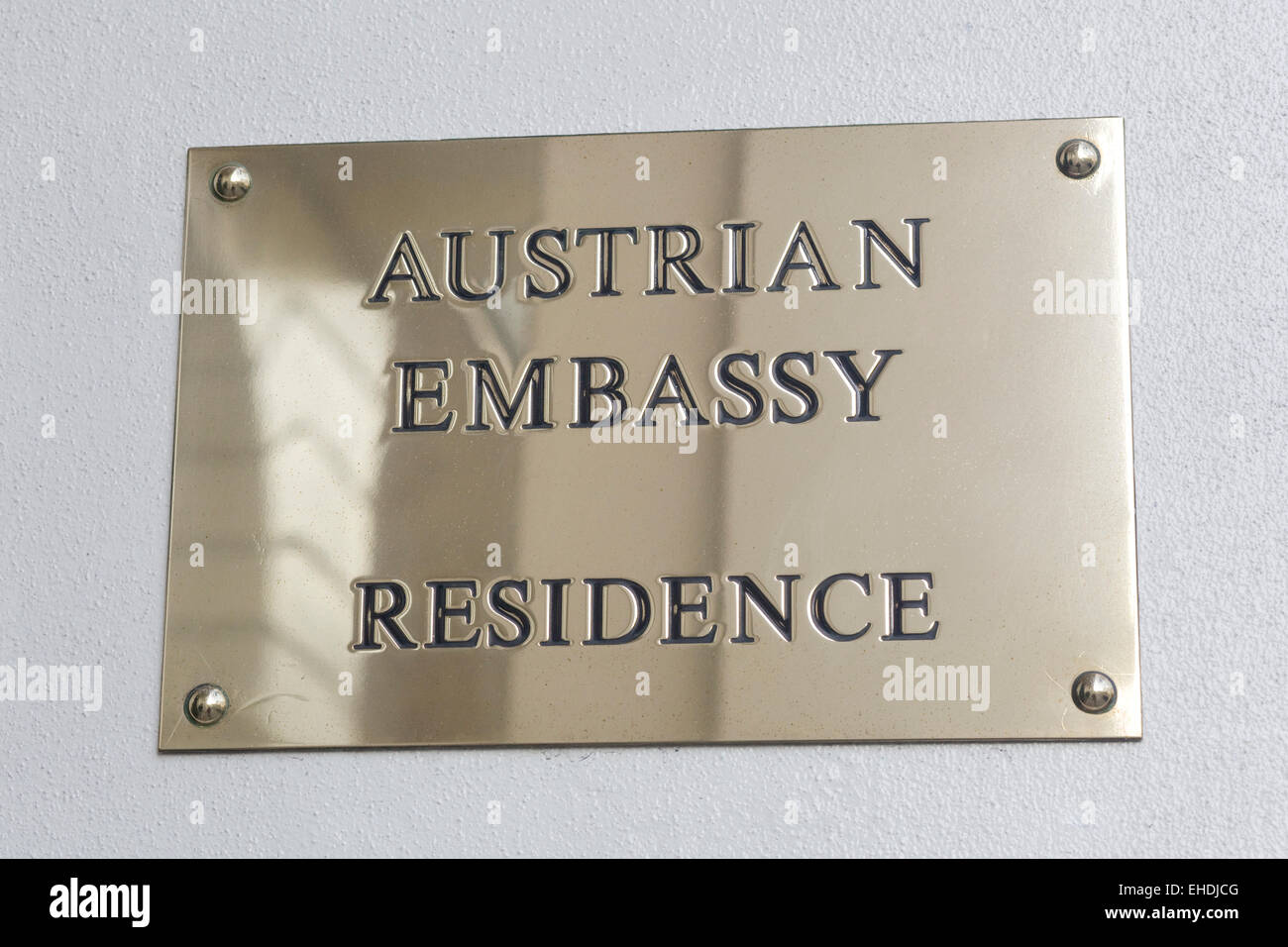 Segno al di fuori dell'Ambasciata austriaca a Londra Foto Stock