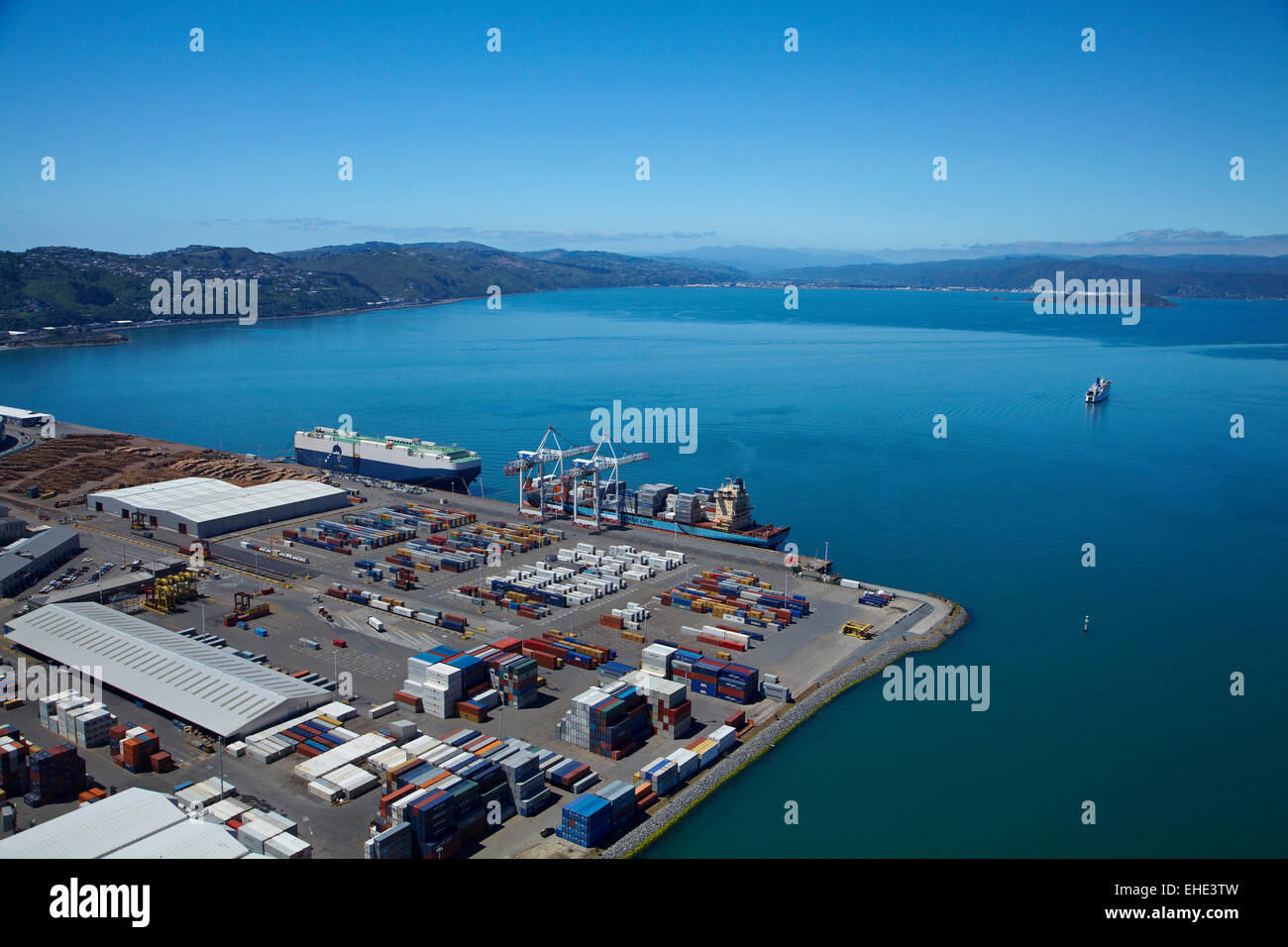 Thorndon terminale per container e il porto di Wellington, Wellington, Isola del nord, Nuova Zelanda - aerial Foto Stock