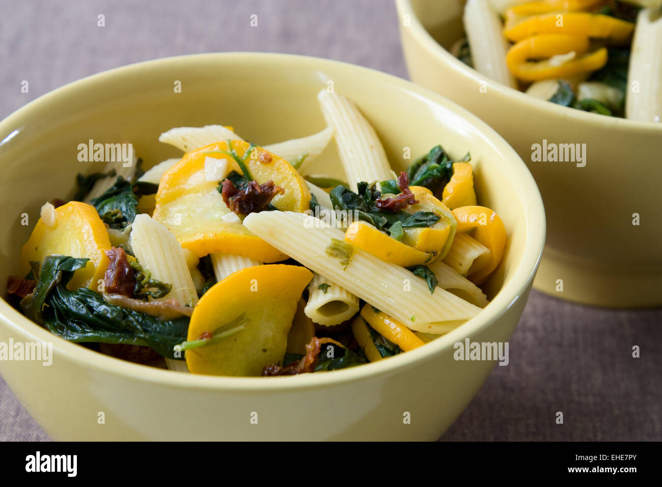 Gemüse Nudelsalat - Ortaggi Insalata di pasta Foto Stock