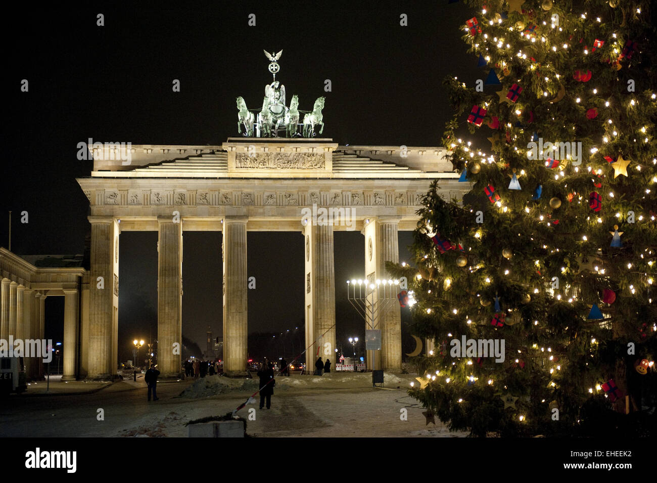 Brandenburger Tor con albero di Natale Foto Stock