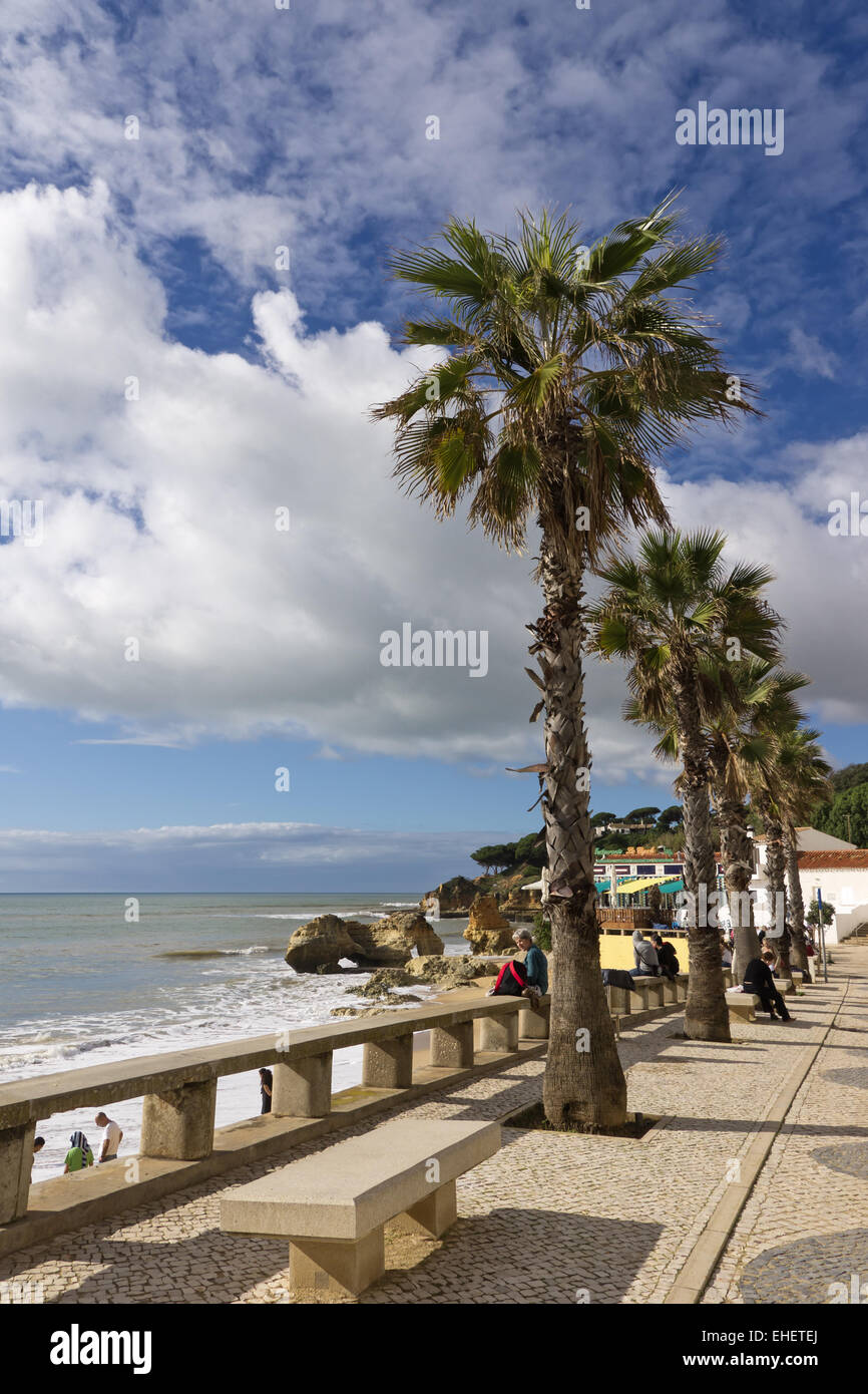 Lungomare in Olhos de Agua Foto Stock