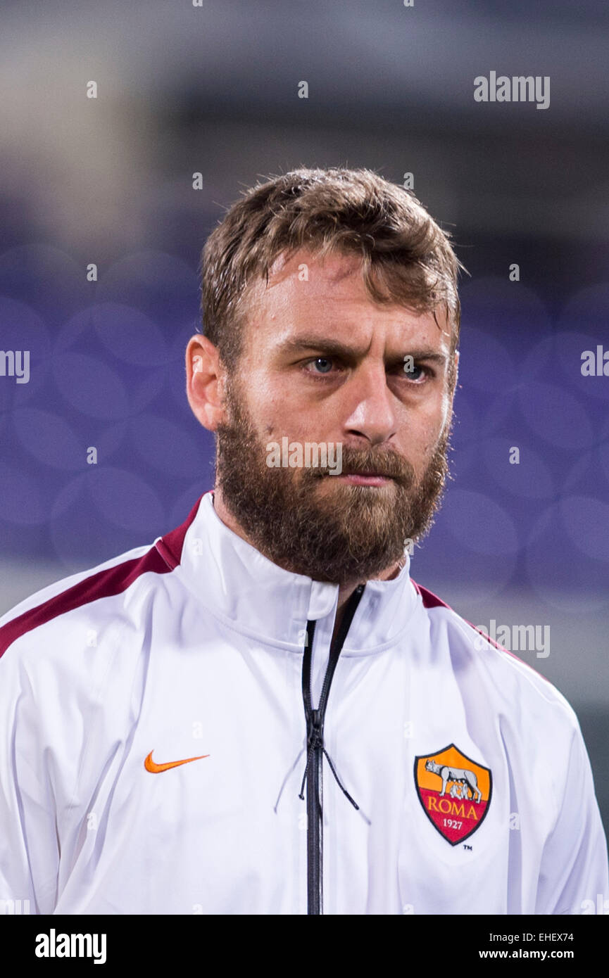 Firenze, Italia. Xii Mar, 2015. Daniele De Rossi (Roma) Calcio/Calcetto : UEFA Europa League Round di 16 1a gamba match tra ACF Fiorentina 1-1 come Roma a Artemio Franchi Stadium di Firenze, Italia . © Maurizio Borsari/AFLO/Alamy Live News Foto Stock