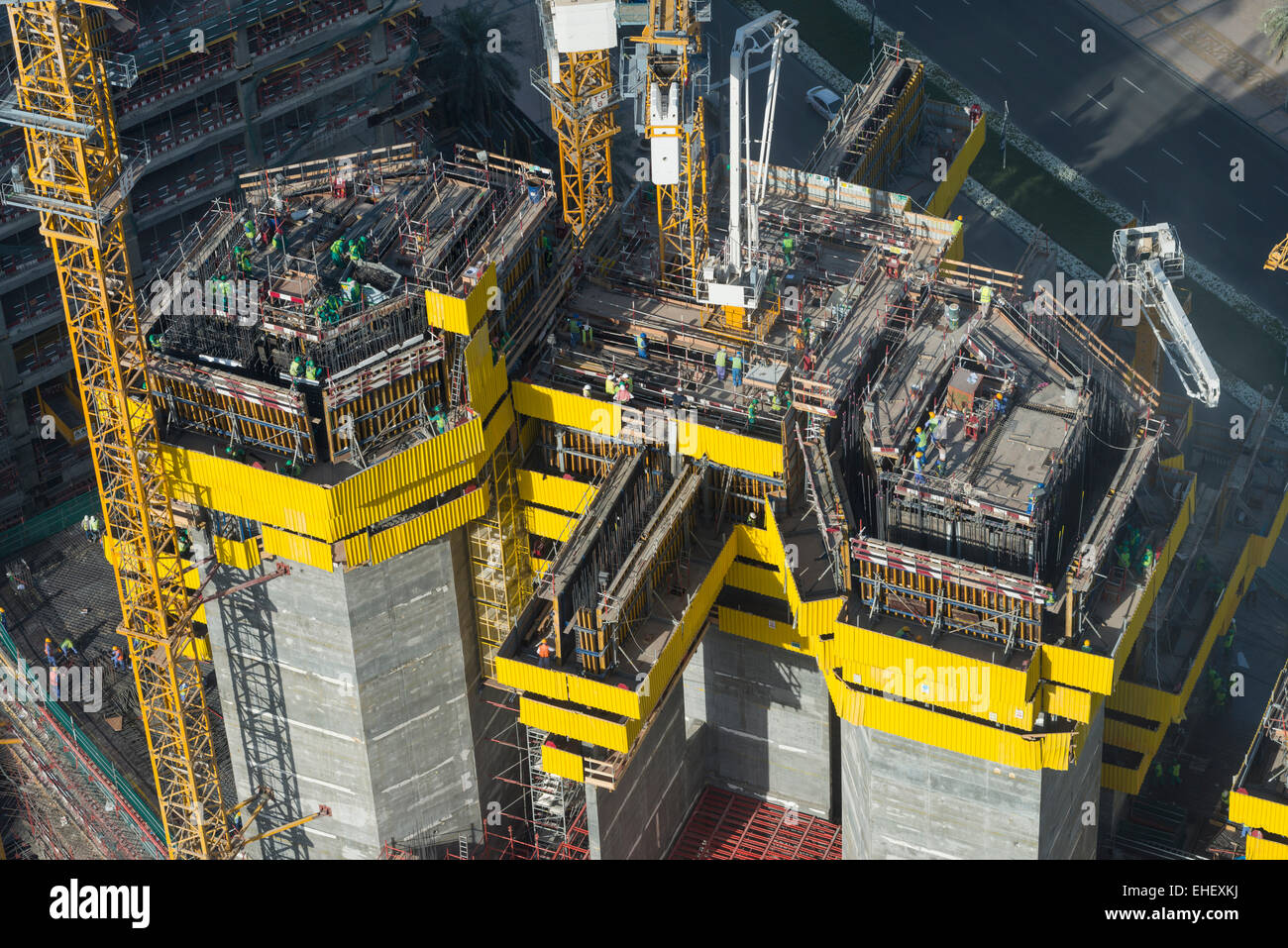 Sito in costruzione di alto grattacielo appartamento Tower a Dubai Emirati Arabi Uniti Foto Stock
