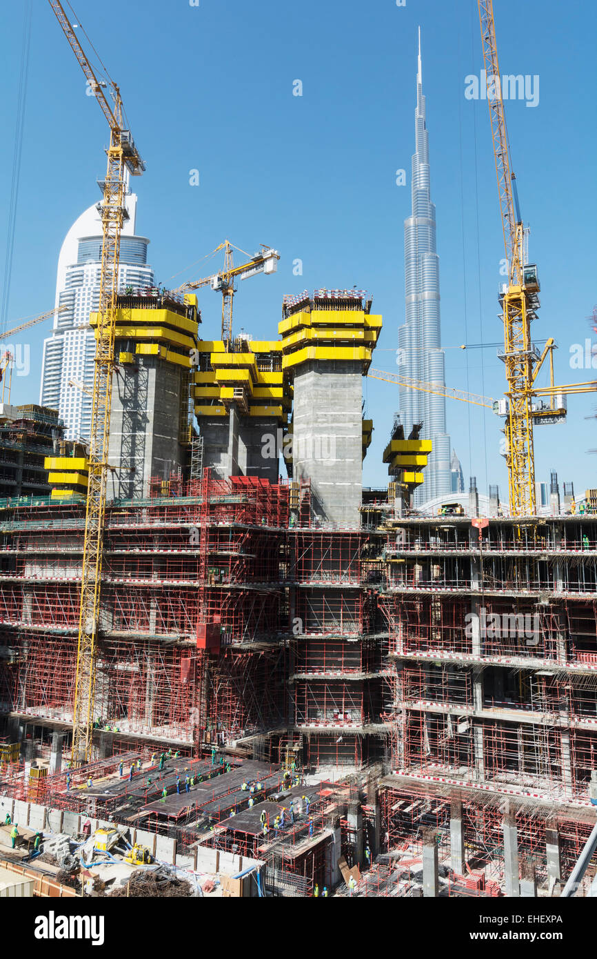 Sito in costruzione di alto grattacielo appartamento Tower a Dubai Emirati Arabi Uniti Foto Stock
