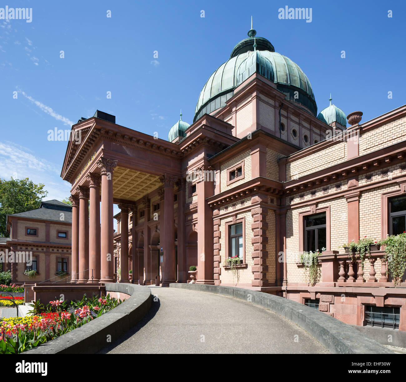 Das Bade- und Theraphiehaus im Bad Homburger Kurpark wurde 1887-90 Fürstenbad als nach Plänen von Louis Jacobs erbaut. Vor dem G Foto Stock