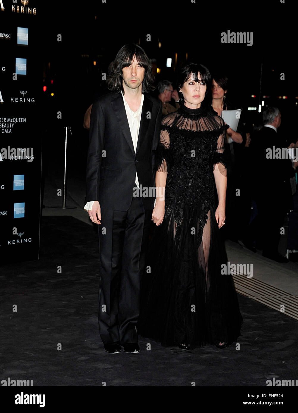 Londra, Regno Unito. Xii marzo, 2015. Kate Inghilterra, Bobby Gillesple frequentare Alexander McQueen ; selvaggia bellezza al V & A Museum London12th marzo2015 Credit: Peter Phillips/Alamy Live News Foto Stock