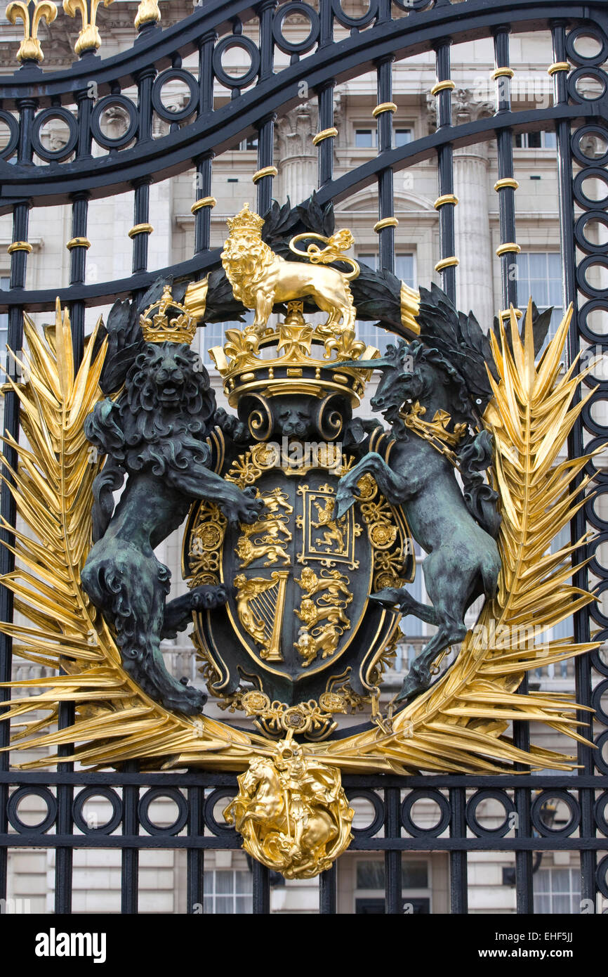 Cancelli di Buckingham Palace Inghilterra Foto Stock