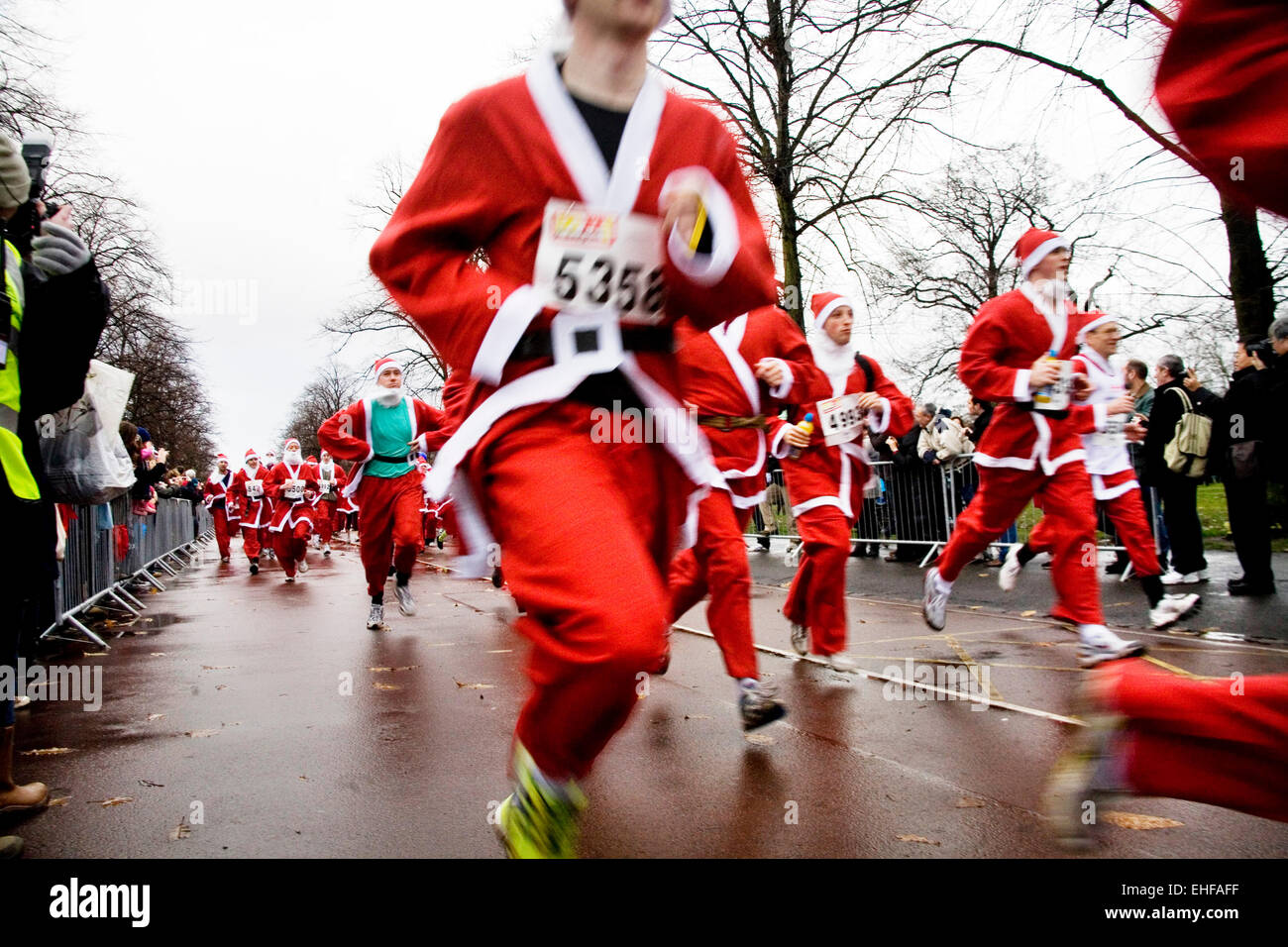 Santa correre a Londra 2009. Foto Stock