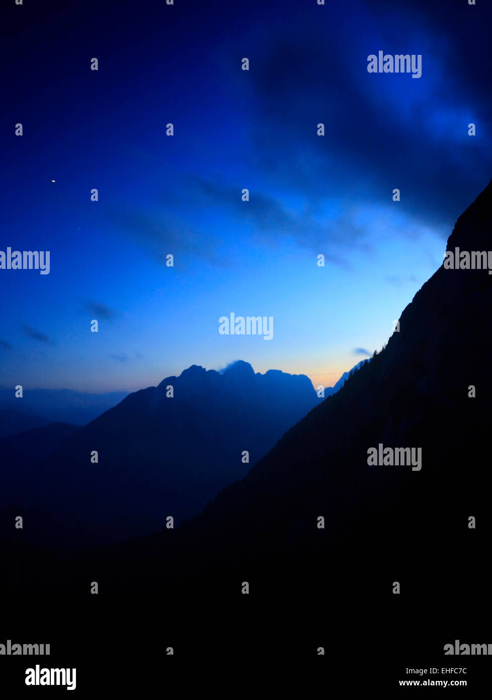 Montagne di notte, natura paesaggio. La Slovenia, l'Europa. Foto Stock