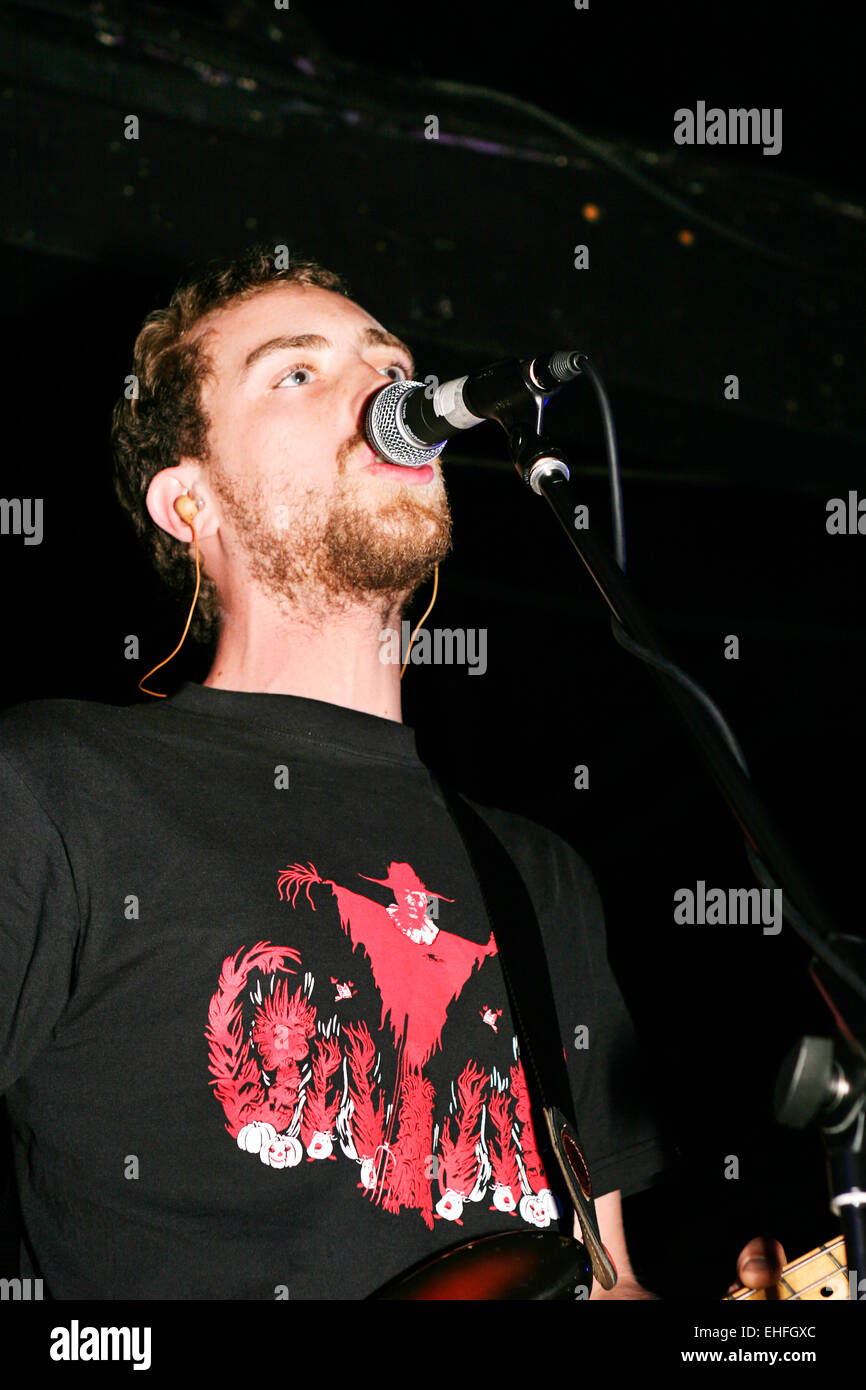 A sud dal vivo sul palco XFM presso la croce TDK Festival centrale di Londra. Foto Stock