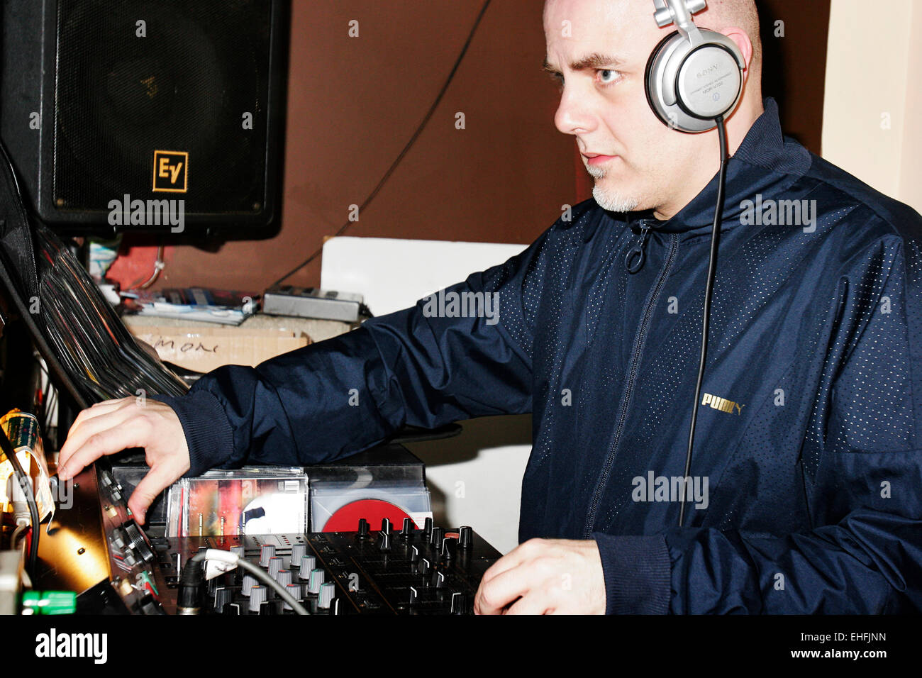 Lubi Jovanovic DJ al Salsoul a Leeds. Foto Stock