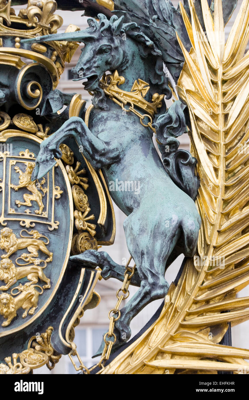 Cancelli di Buckingham Palace Inghilterra Foto Stock