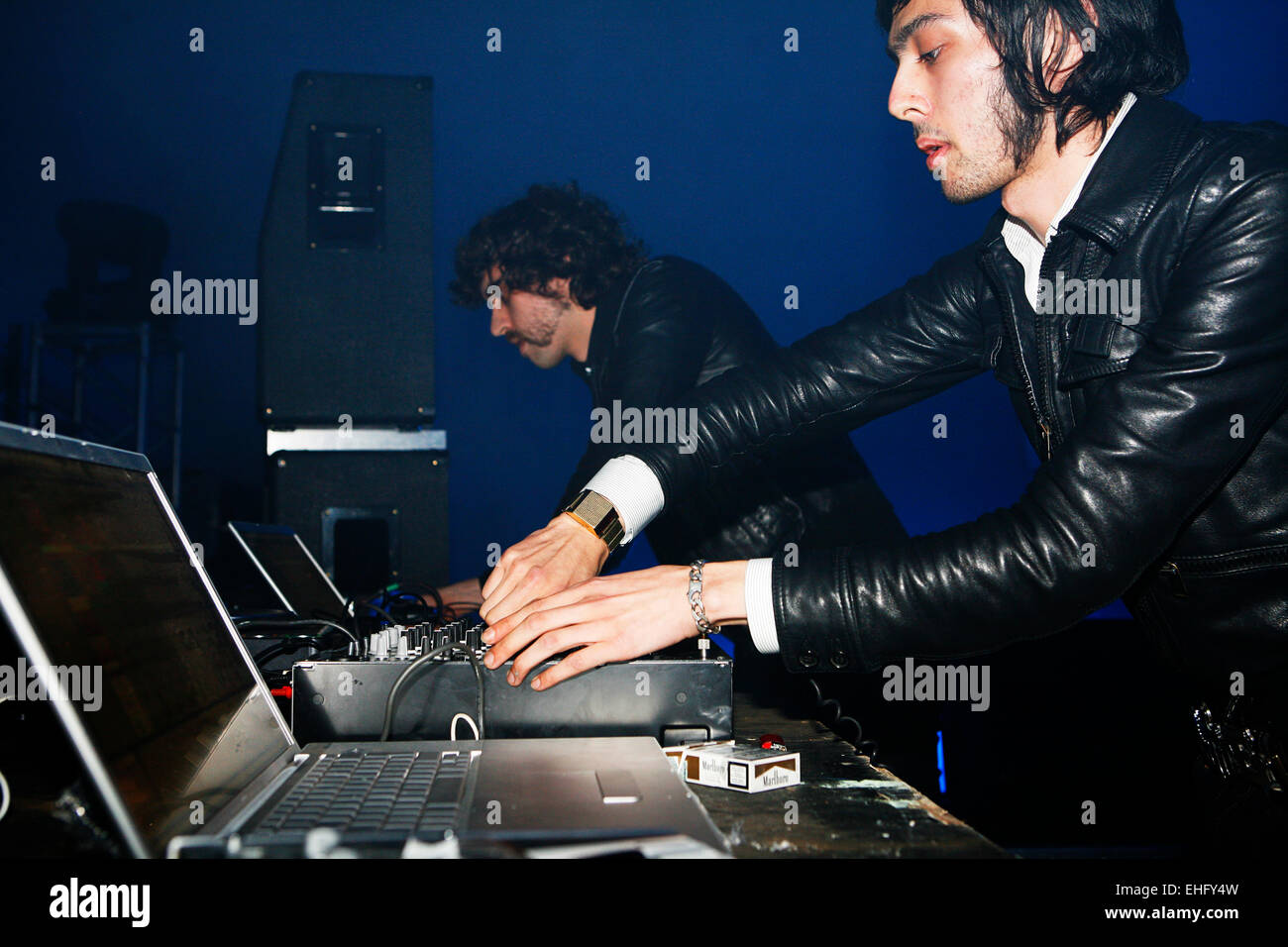 Giustizia vivere nel campo giorni del festival nel Parco Victoria di Londra. Foto Stock