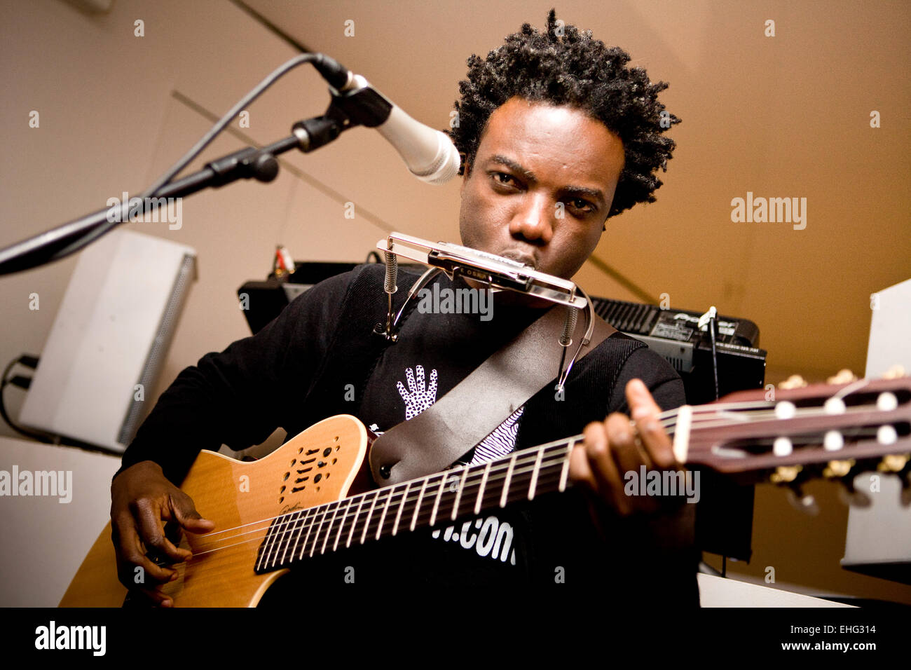 Muntu Valdo vivere allâ ICA di Londra il 29 novembre 2008. Foto Stock