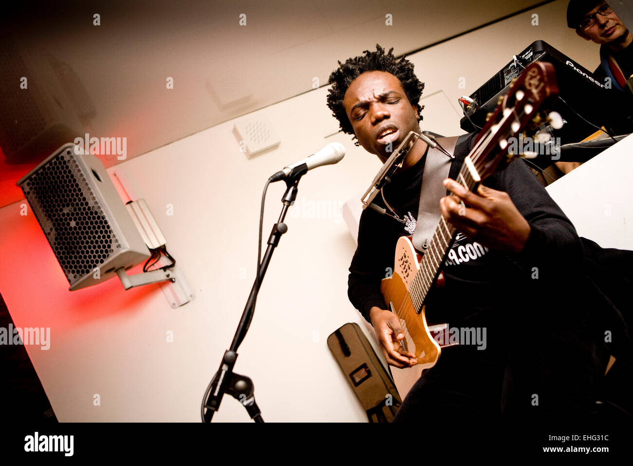 Muntu Valdo vivere allâ ICA di Londra il 29 novembre 2008. Foto Stock