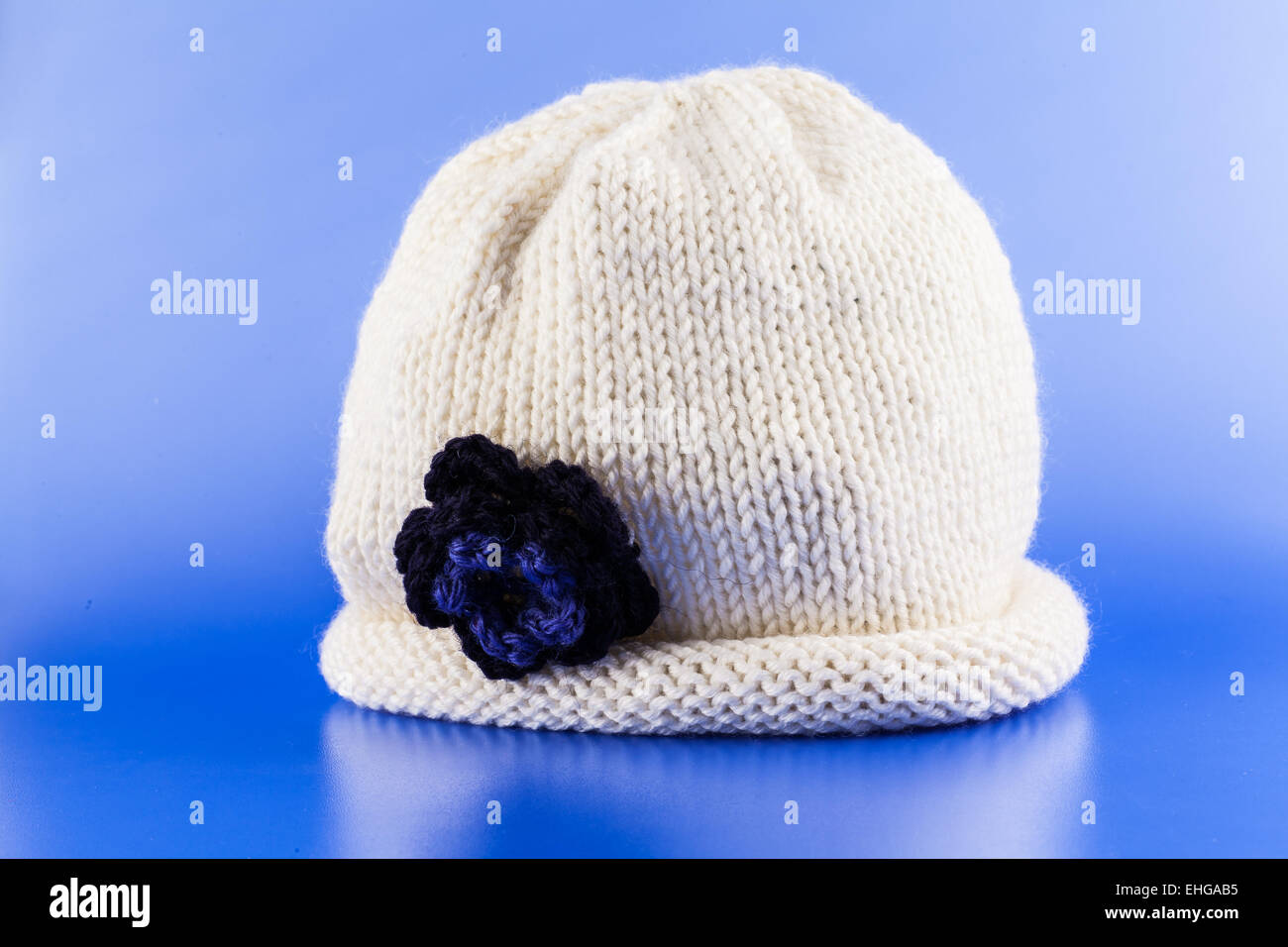 Bella 100% merino lana cotta cappelli, fatti a mano da mia mamma! Foto  stock - Alamy