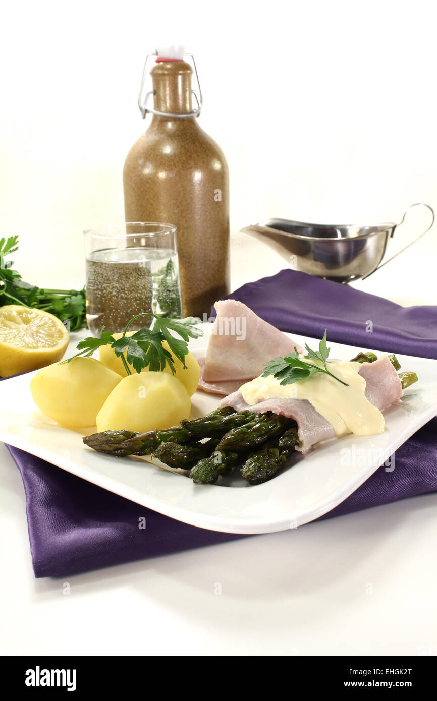 asparagi freschi Foto Stock