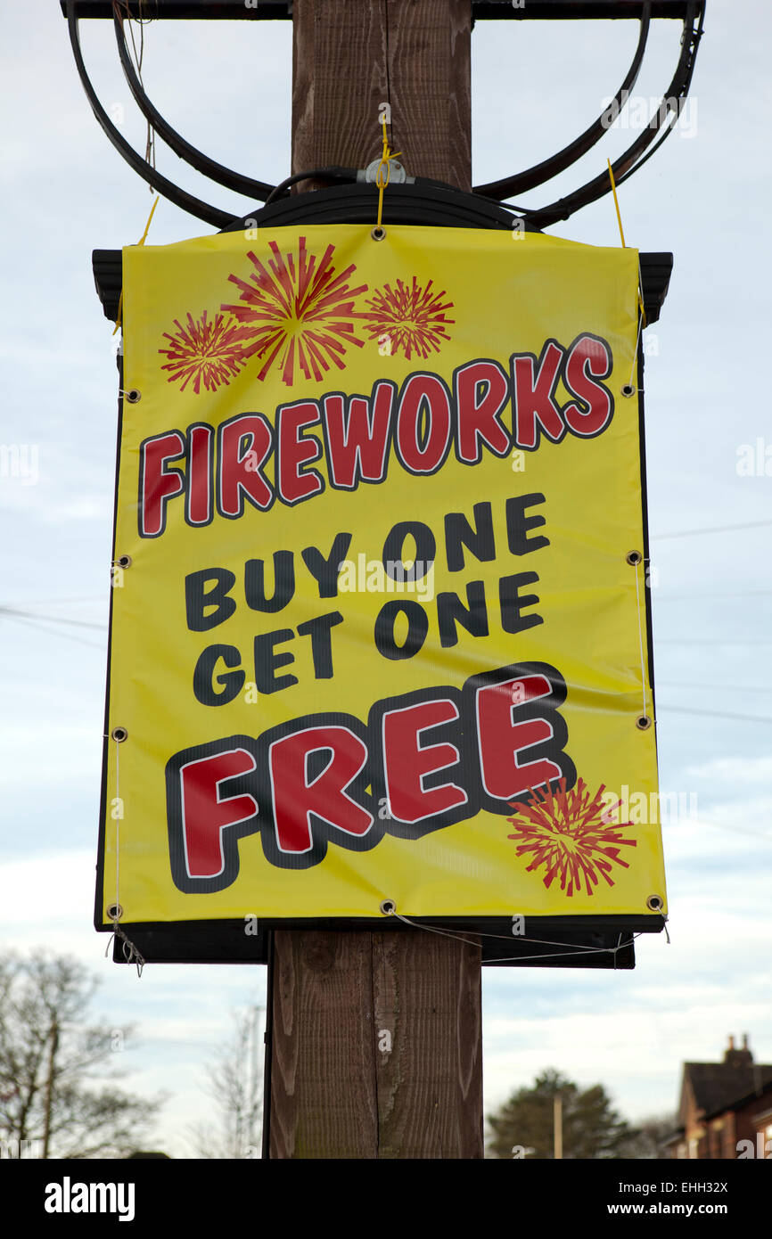 "Fuochi d'artificio' acquistare uno ottenere gratuitamente uno segno, Lancashire, Regno Unito Foto Stock