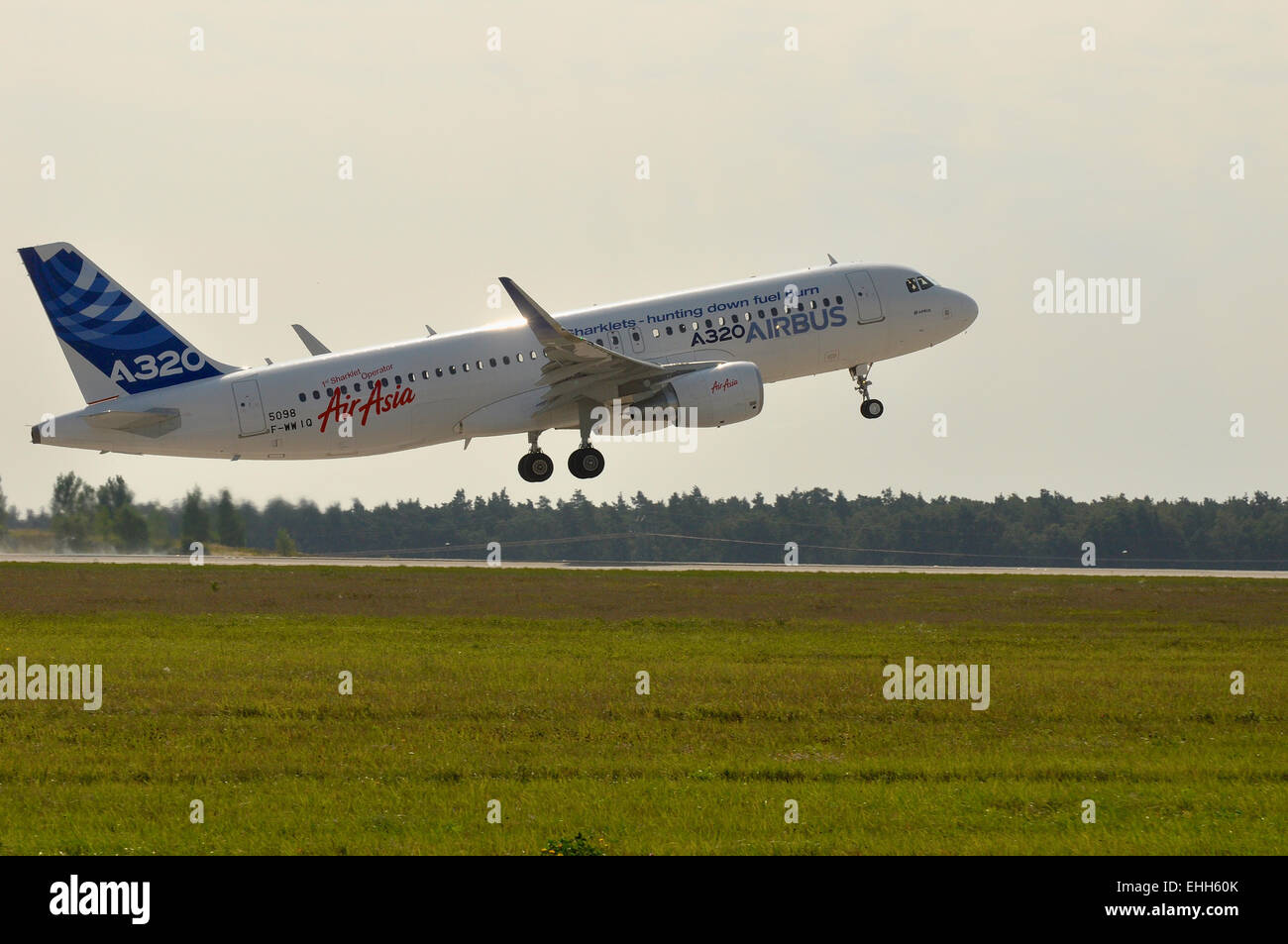 Airbus 320 a Berlino Air Show ILA Foto Stock