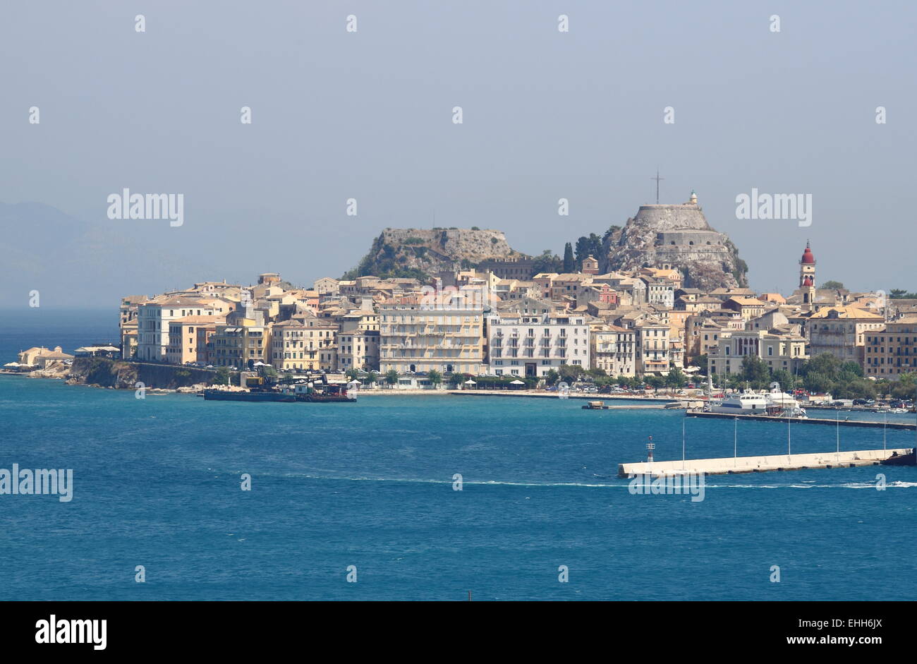 Vista del paesaggio di Corf Aeroporto sull'isola di Corfu Foto Stock
