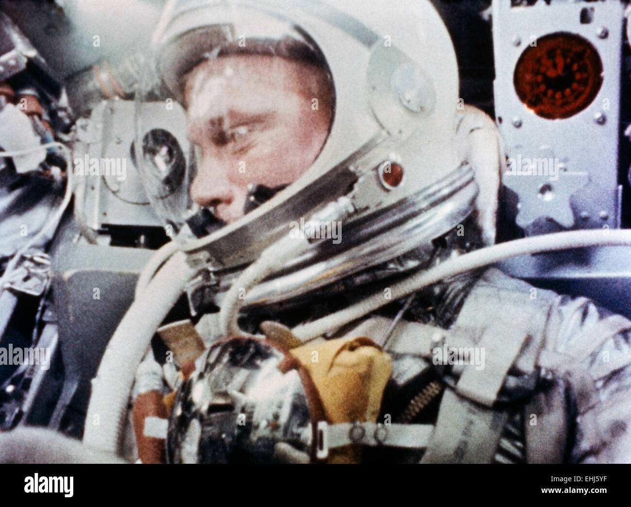 John Glenn durante il Mercury-Atlas 6 volo spaziale Foto stock - Alamy