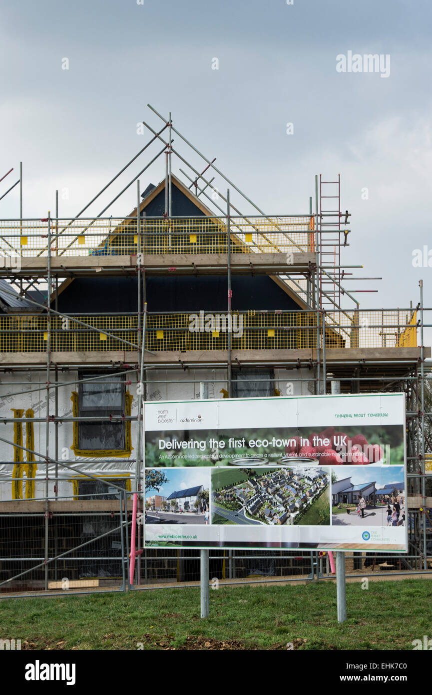 Elmsbrook Eco costruzione della città nel nord ovest di Bicester, Oxfordshire, Inghilterra Foto Stock