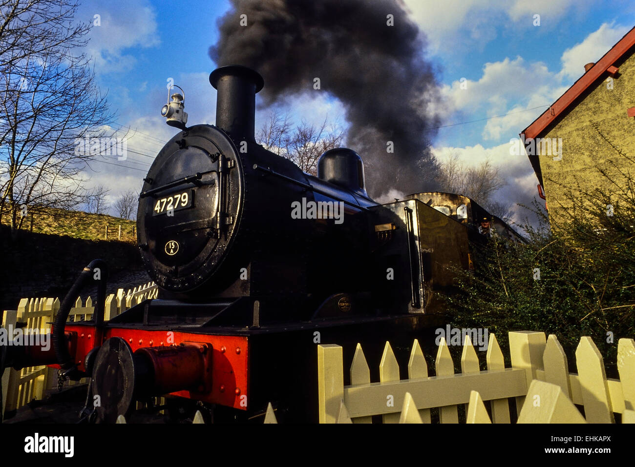 Locomotiva a vapore 47279, Keighley e Worth Valley Railway, Yorkshire. REGNO UNITO Foto Stock