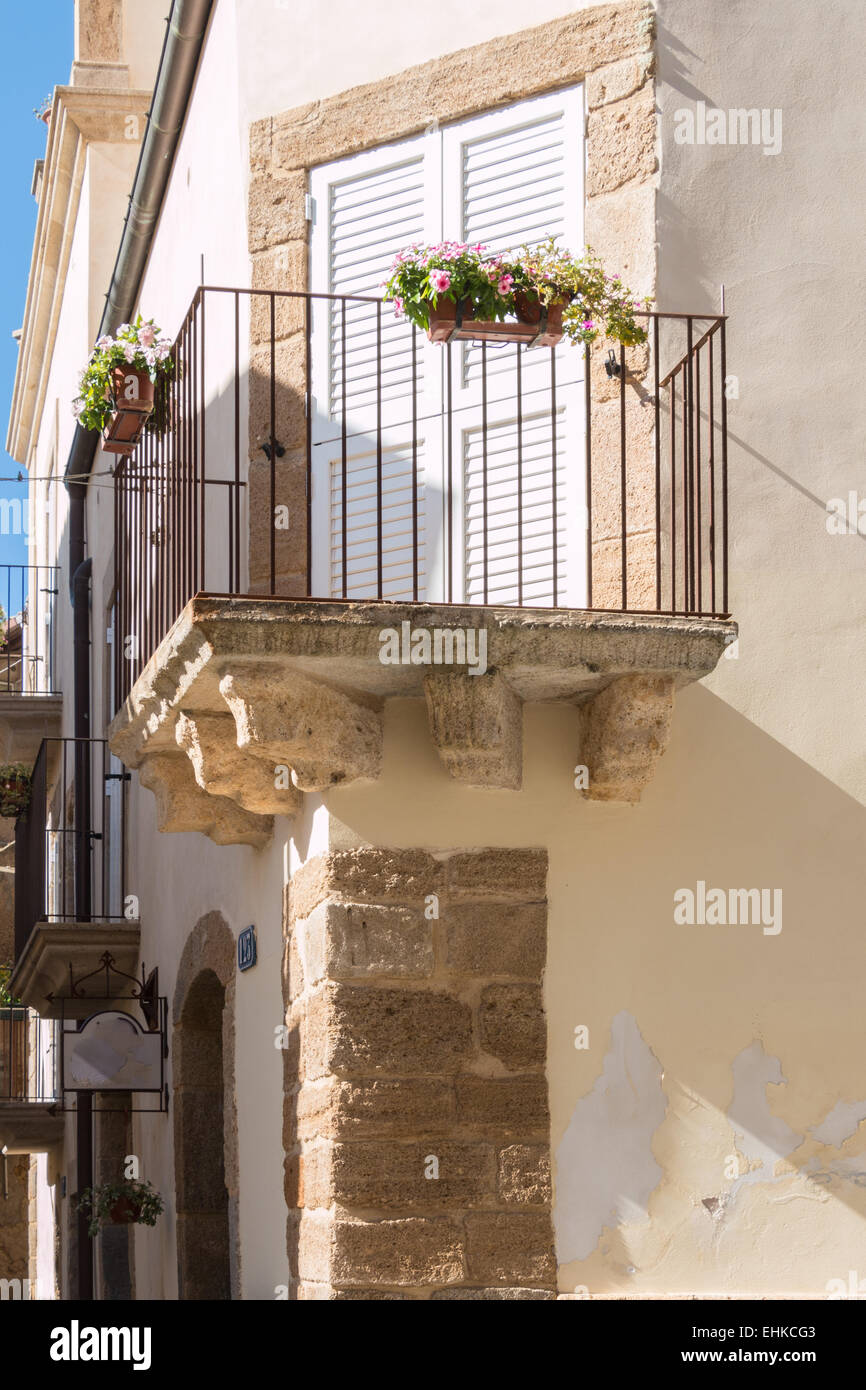 La famosa città di Caltagirone Sicilia noto per le sue ceramiche Foto Stock