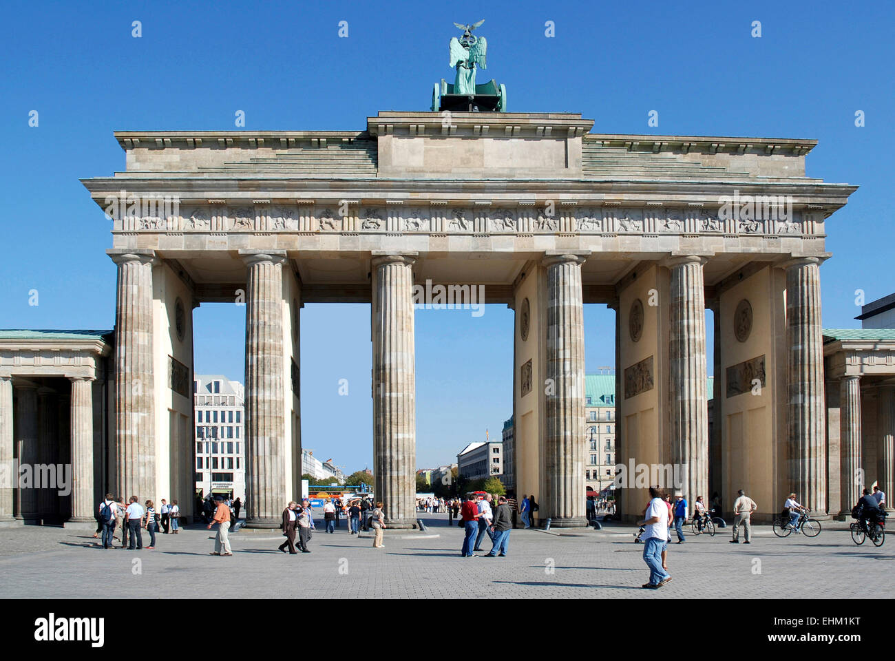 La Porta di Brandeburgo a Berlino. Foto Stock