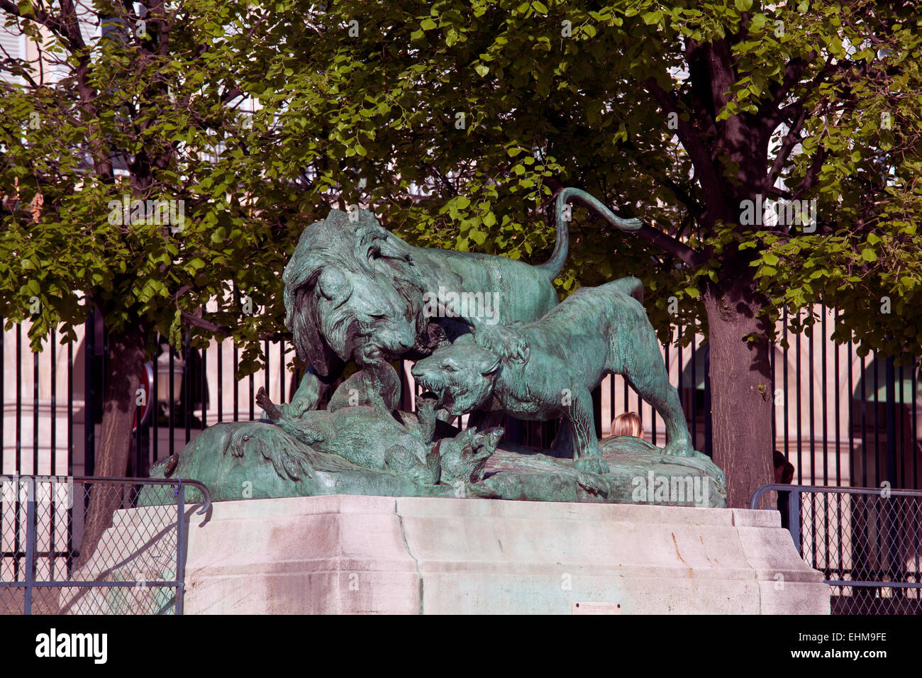 Statua da animale serie di Auguste Caino (1822-1894) nel Jardin des Tuileries (il Giardino delle Tuileries), Parigi, Francia Foto Stock