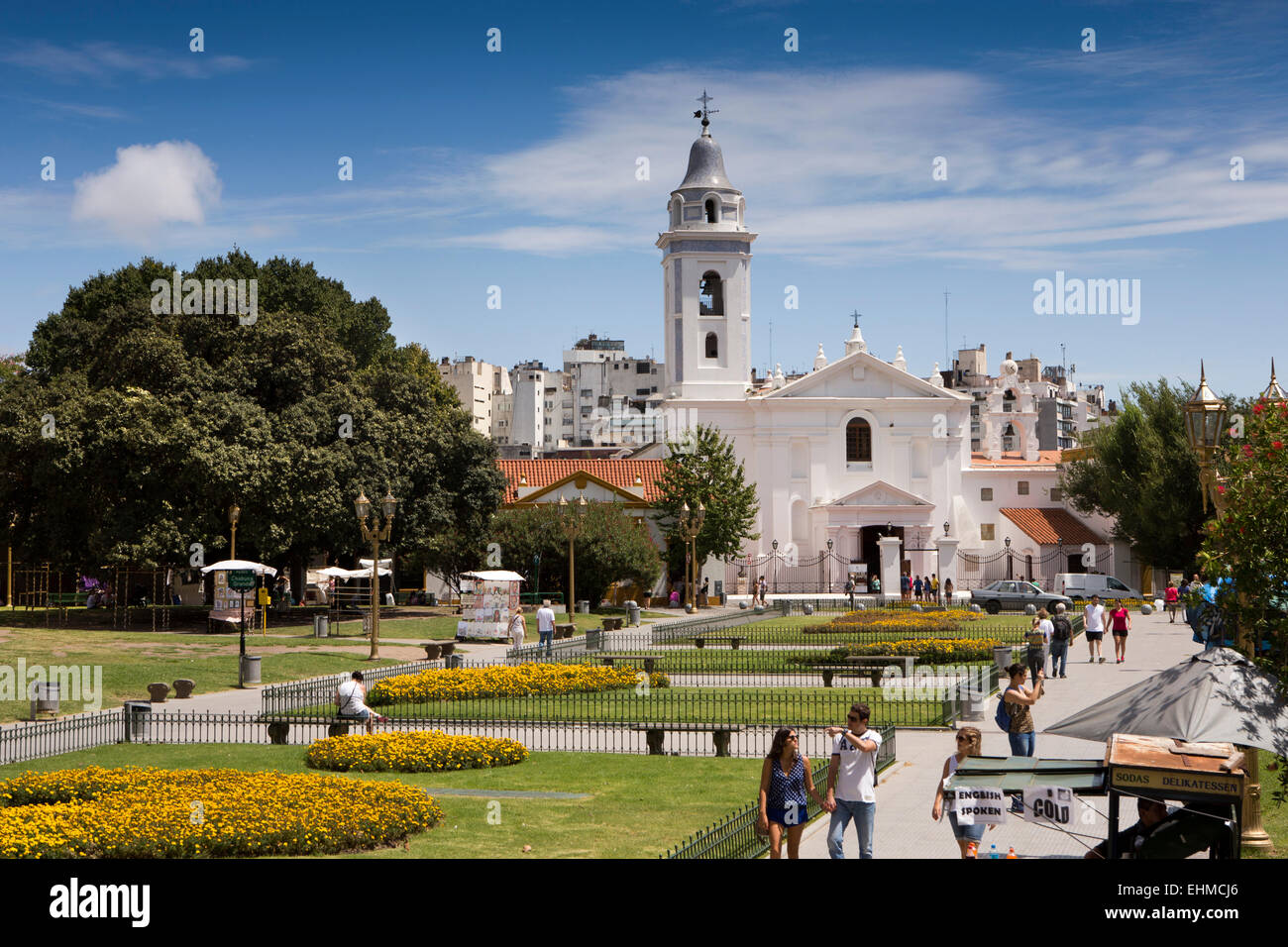 Argentina Buenos Aires Recoleta, Plaza e la chiesa di Nostra Signora del Pilar Foto Stock