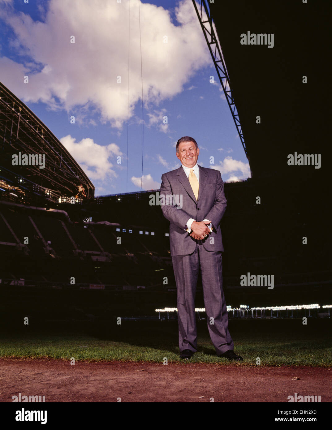 Phoenix, AZ - marzo 28: proprietario dell'Arizona Diamondbacks squadra di baseball jerry colangelo a Phoenix in Arizona, il 28 marzo 1998. Foto Stock